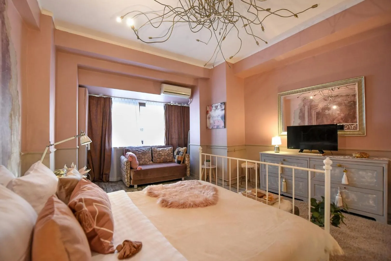 Magic Studio - A Central Fairytale Experience Bucureşti Apartament